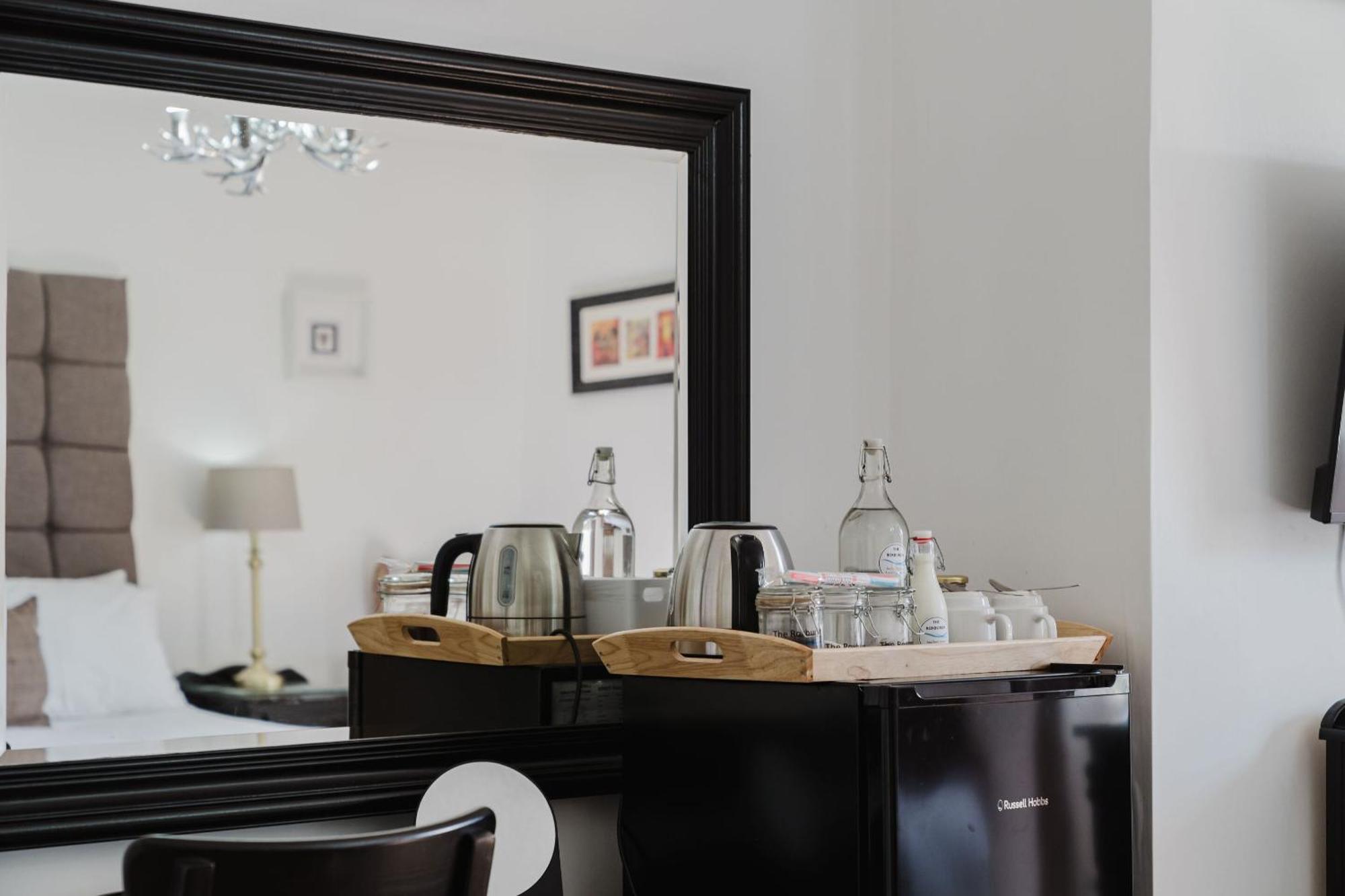 The Roxburgh Guest Accommodation 特维德上游的贝里克 外观 照片