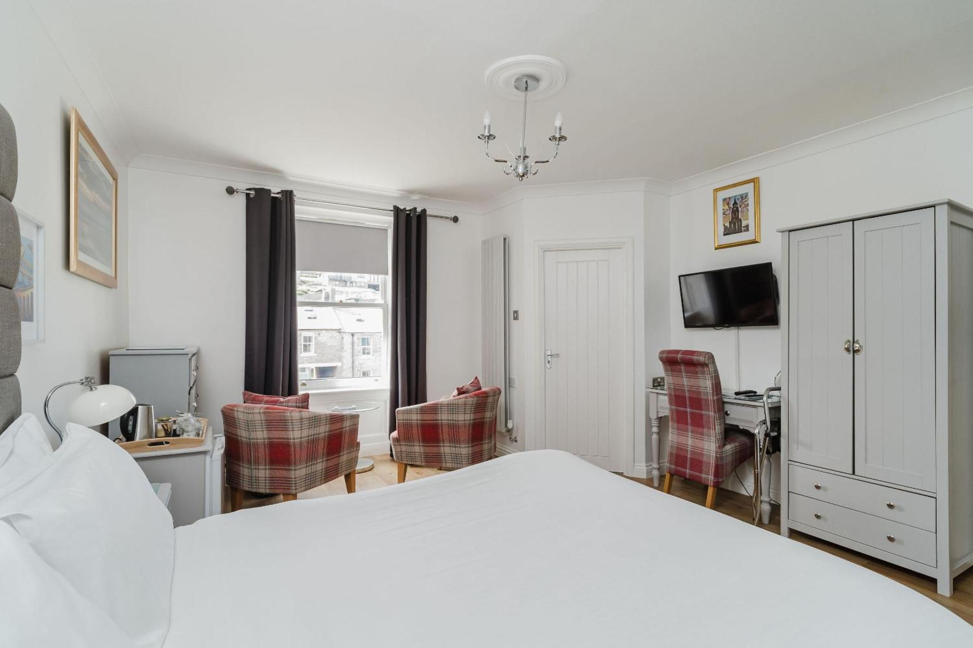 The Roxburgh Guest Accommodation 特维德上游的贝里克 外观 照片
