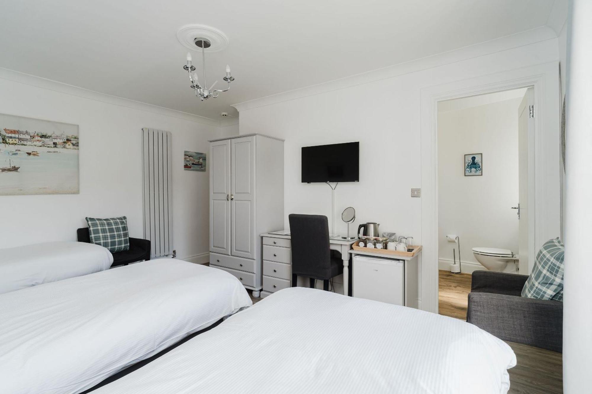 The Roxburgh Guest Accommodation 特维德上游的贝里克 外观 照片