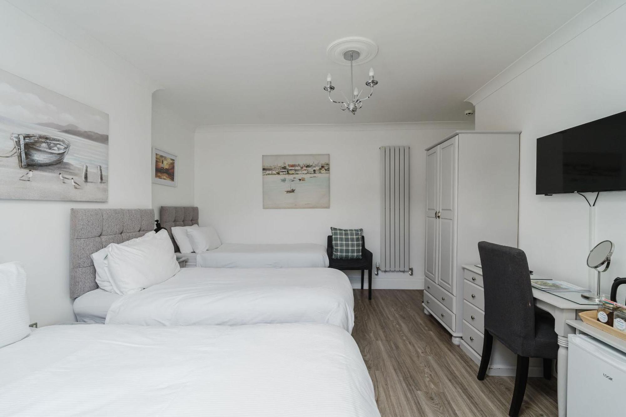 The Roxburgh Guest Accommodation 特维德上游的贝里克 外观 照片